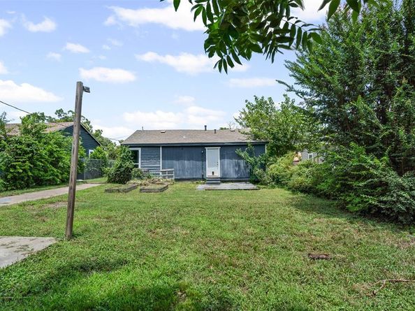 1212 E Mulkey Street , Fort Worth Texas 76104