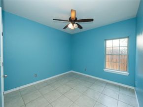 305 E Fogg Street , Fort Worth Texas 76110