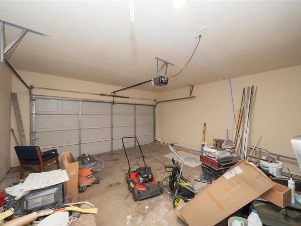 305 E Fogg Street , Fort Worth Texas 76110