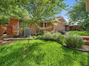 6832  Heatherknoll Drive , Dallas Texas 75248