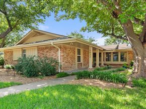 6832  Heatherknoll Drive , Dallas Texas 75248
