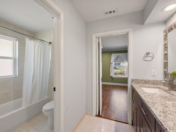 6832  Heatherknoll Drive , Dallas Texas 75248