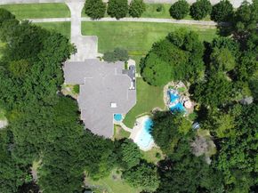 2202  Southern Oaks Drive , Cedar Hill Texas 75104