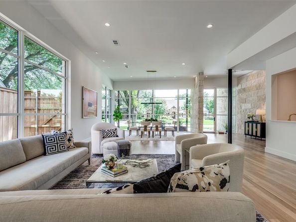 4025  Hockaday Drive , Dallas Texas 75229