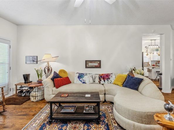 7210  Mercurys Road , Rowlett Texas 75089