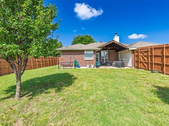 7210  Mercurys Road , Rowlett Texas 75089