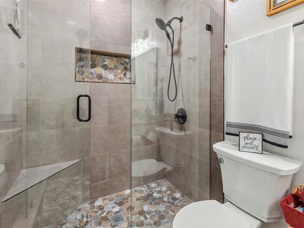 7210  Mercurys Road , Rowlett Texas 75089