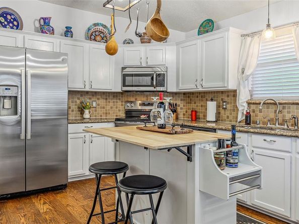 7210  Mercurys Road , Rowlett Texas 75089