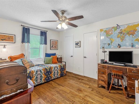 7210  Mercurys Road , Rowlett Texas 75089