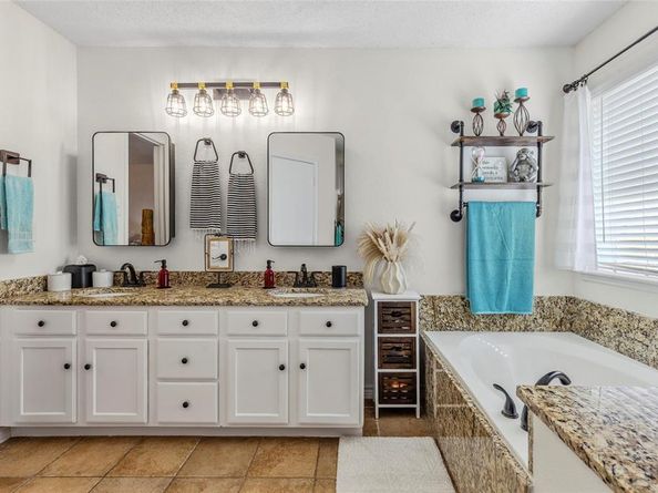 7210  Mercurys Road , Rowlett Texas 75089