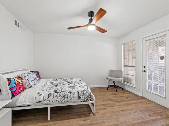 3101  Townbluff Drive  922, Plano Texas 75075