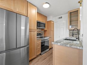 3101  Townbluff Drive  922, Plano Texas 75075