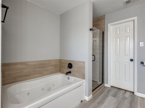 4067  Gray Oak Place , Dallas Texas 75212