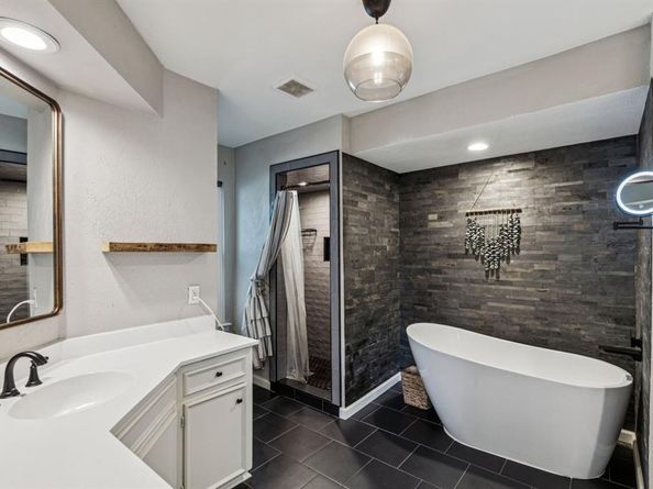 204  Alta Vista Drive , Rockwall Texas 75087