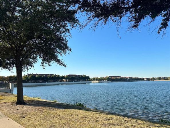 602  Arbol  , Irving Texas 75039