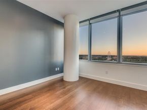 2200  Victory Avenue  2007, Dallas Texas 75219