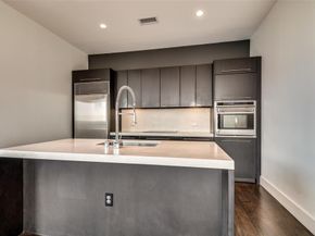 2200  Victory Avenue  2007, Dallas Texas 75219