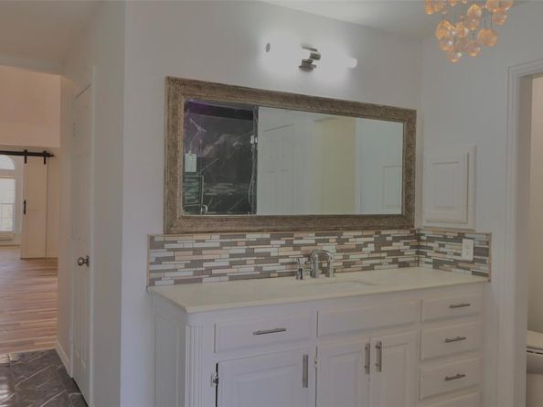7404  Lands End Drive , Arlington Texas 76016