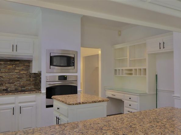 7404  Lands End Drive , Arlington Texas 76016