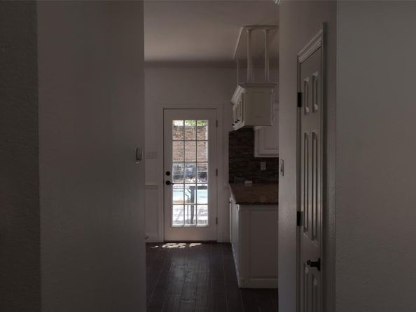 7404  Lands End Drive , Arlington Texas 76016