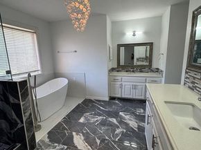 7404  Lands End Drive , Arlington Texas 76016