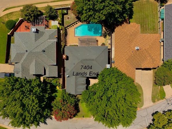 7404  Lands End Drive , Arlington Texas 76016