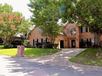 7404  Lands End Drive 