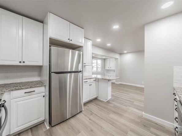 819  Brentwood Lane , Richardson Texas 75080