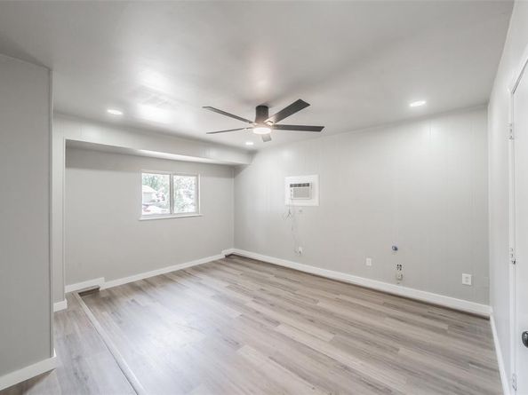 819  Brentwood Lane , Richardson Texas 75080
