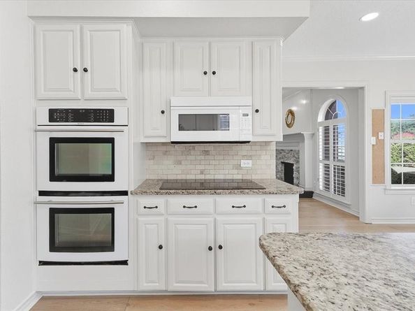 6516  Castle Pines Road , Fort Worth Texas 76132