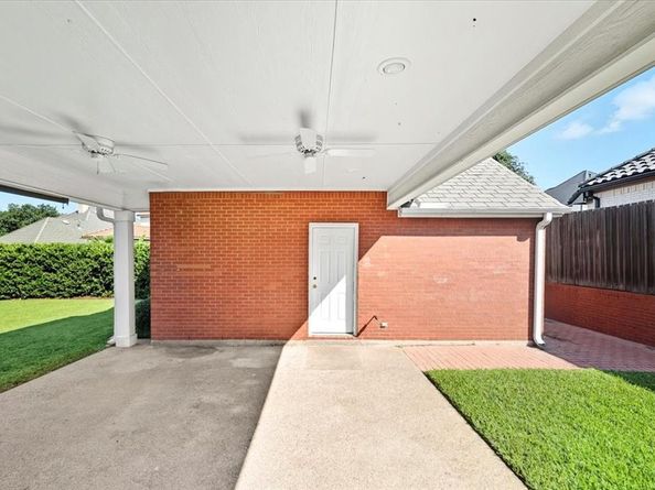 6516  Castle Pines Road , Fort Worth Texas 76132