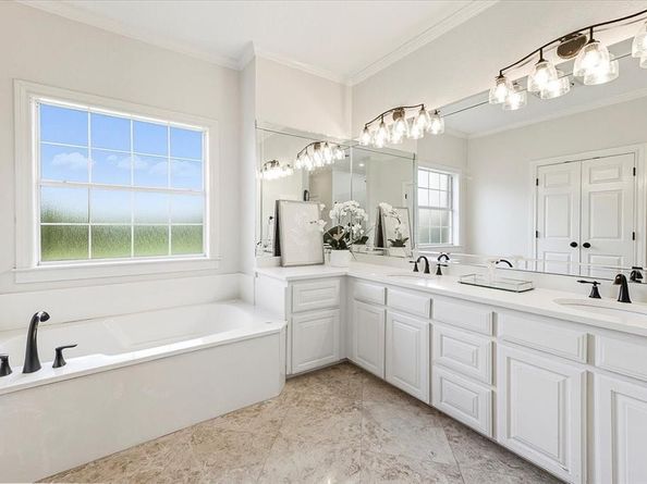 6516  Castle Pines Road , Fort Worth Texas 76132