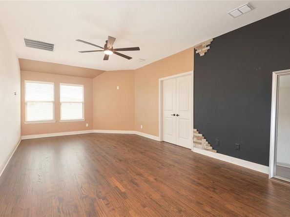 106  Highwood Avenue , Oak Point Texas 75068
