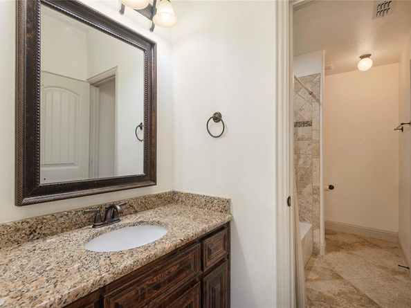 106  Highwood Avenue , Oak Point Texas 75068