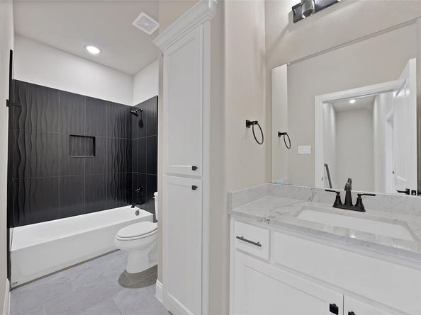 7217  Harris Place , Arlington Texas 76001