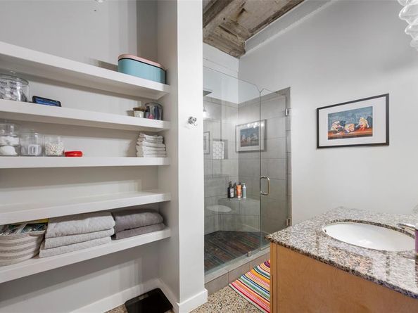 221 W Lancaster Avenue  10007, Fort Worth Texas 76102