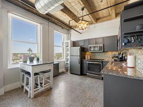 221 W Lancaster Avenue  10007, Fort Worth Texas 76102