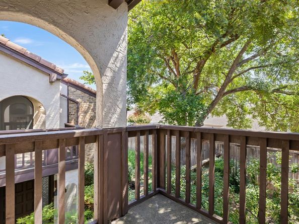 18040  Midway Road  160, Dallas Texas 75287
