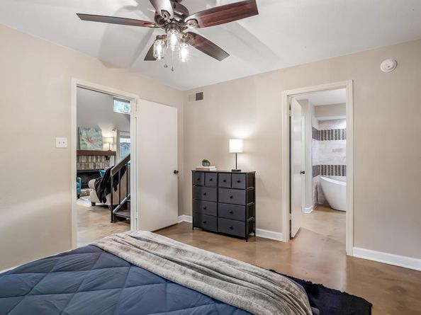18040  Midway Road  160, Dallas Texas 75287