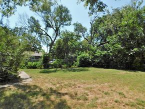 1000  Coit Street , Denton Texas 76201