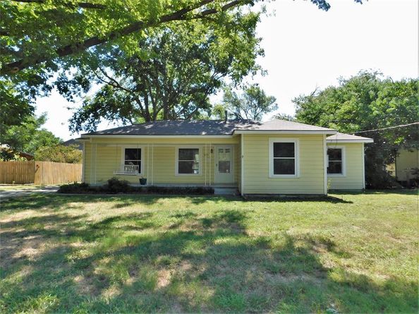 1000  Coit Street , Denton Texas 76201