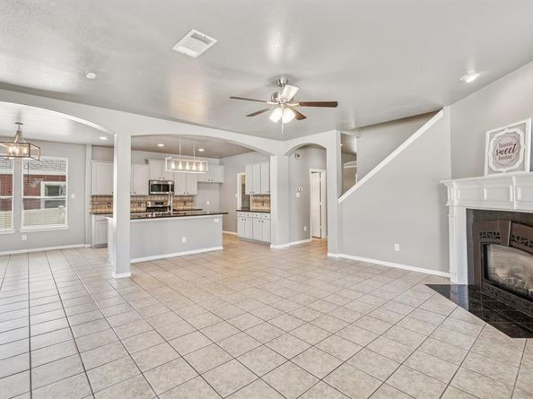 1628  Sea Pines Drive , Savannah Texas 76227