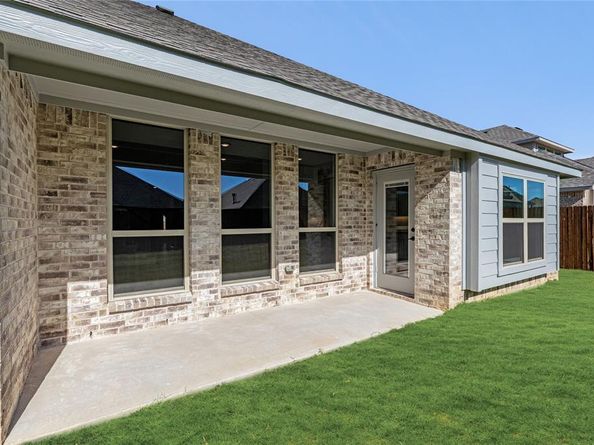 408  Atlas Cedar Drive , Glenn Heights Texas 75154