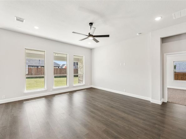 408  Atlas Cedar Drive , Glenn Heights Texas 75154