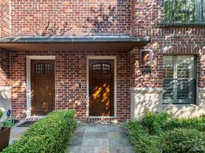 2411 N Hall Street  38, Dallas Texas 75204