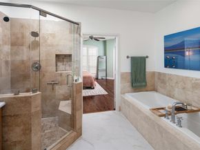 2411 N Hall Street  38, Dallas Texas 75204