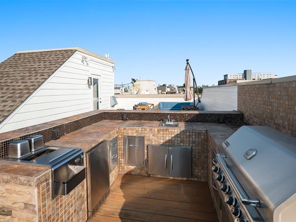 2411 N Hall Street  38, Dallas Texas 75204