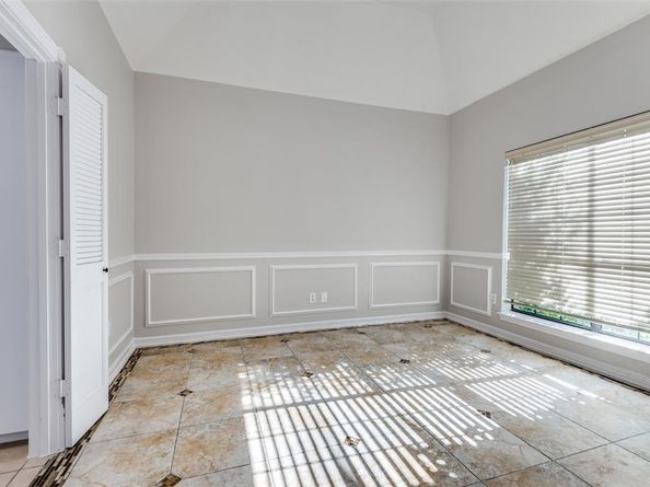 1206  Olde Towne Drive , Irving Texas 75061