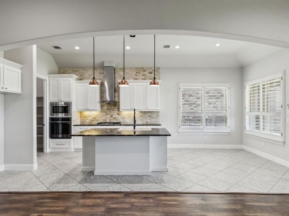 2438  Berry Court , Heath Texas 75126