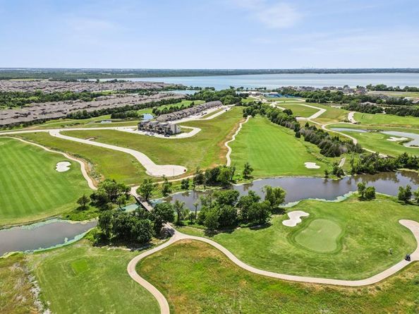 2438  Berry Court , Heath Texas 75126